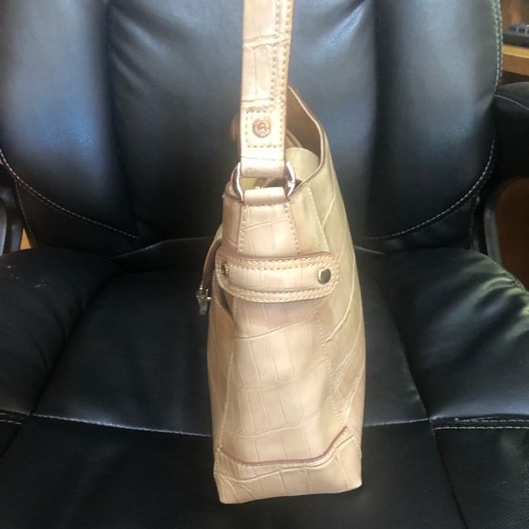 Liz Claiborne purse NWOT - Picture 3 of 13